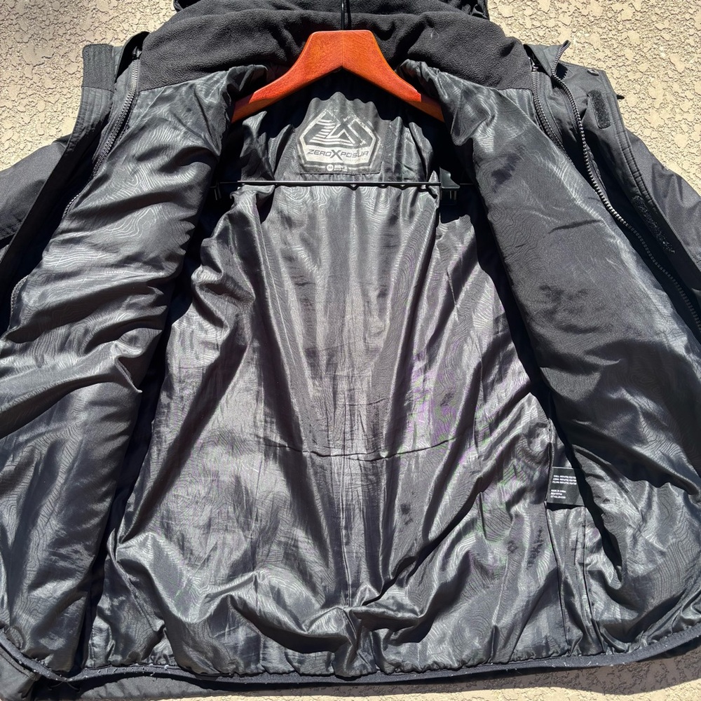 Zeroxposur Black Label Men's Full Zip Puffer Jacket Mens Size M Hooded Zip Ski - Picture 8 of 10